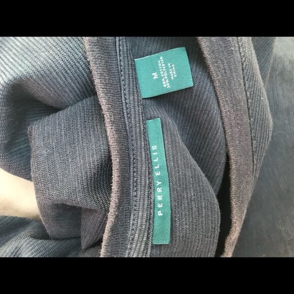 Perry Ellis Textured T-Shirt - Picture 5 of 5